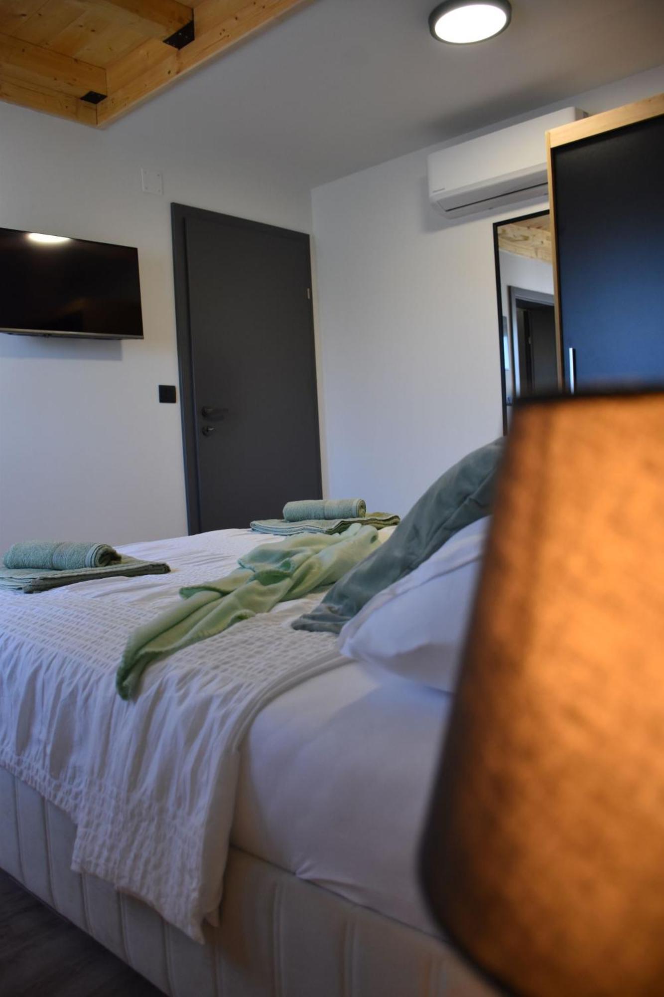 Apartments Rismondi 37E Fažana Kültér fotó